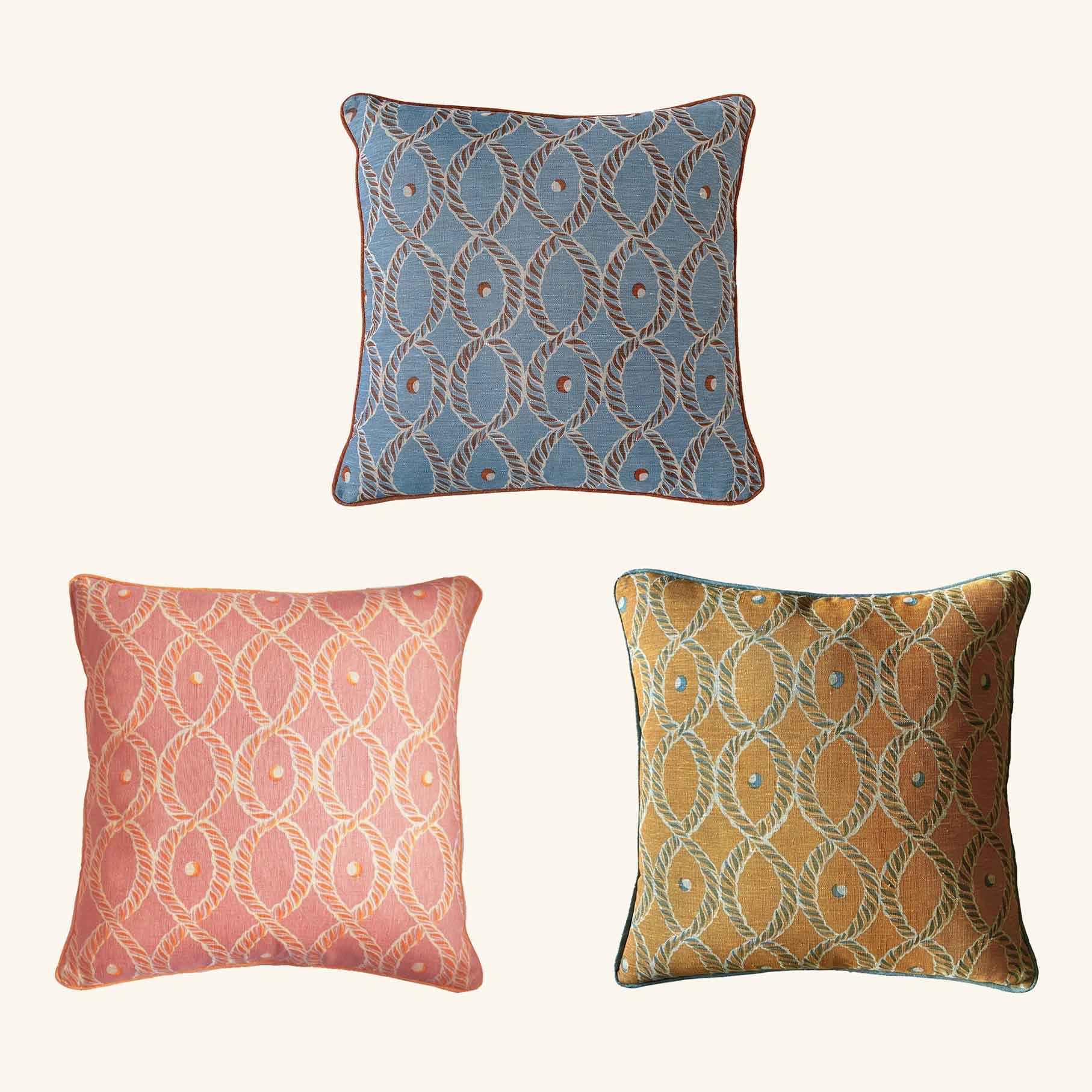 Dolly Large Piped Cushion