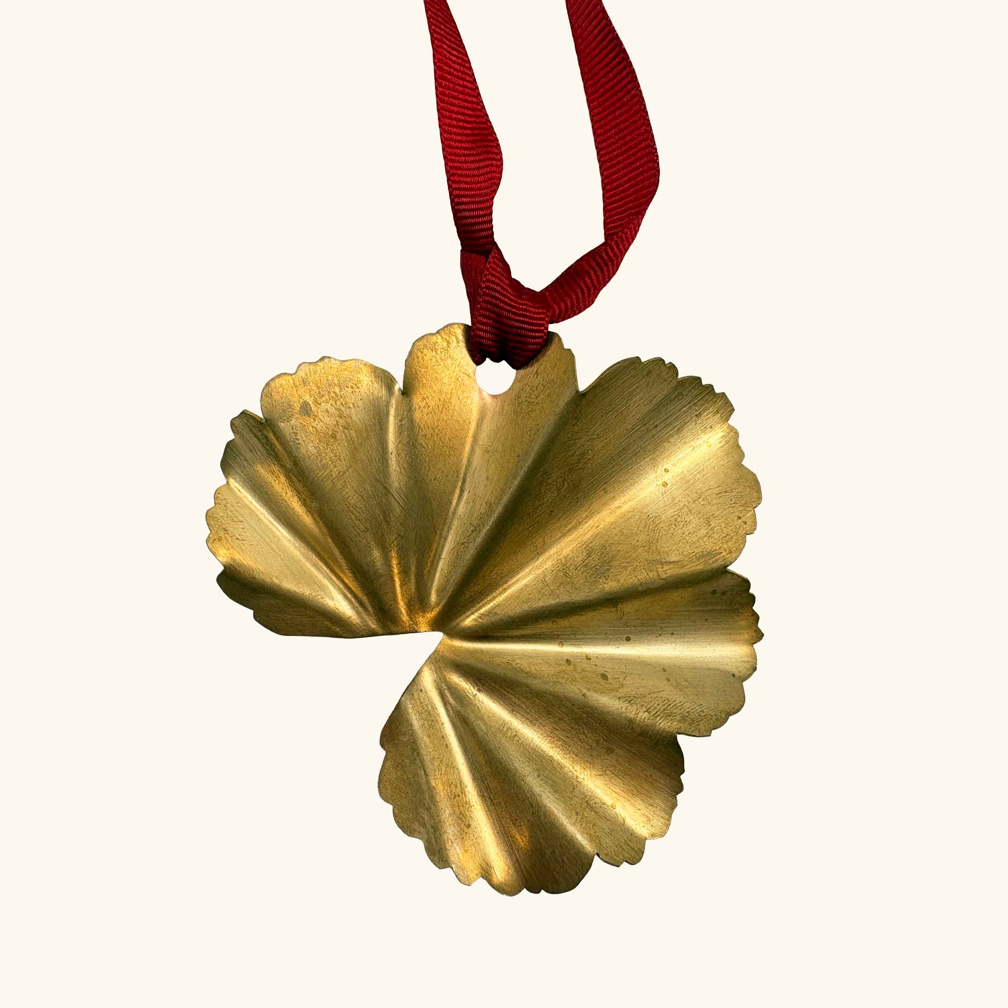 Alchemilla Brass Decoration