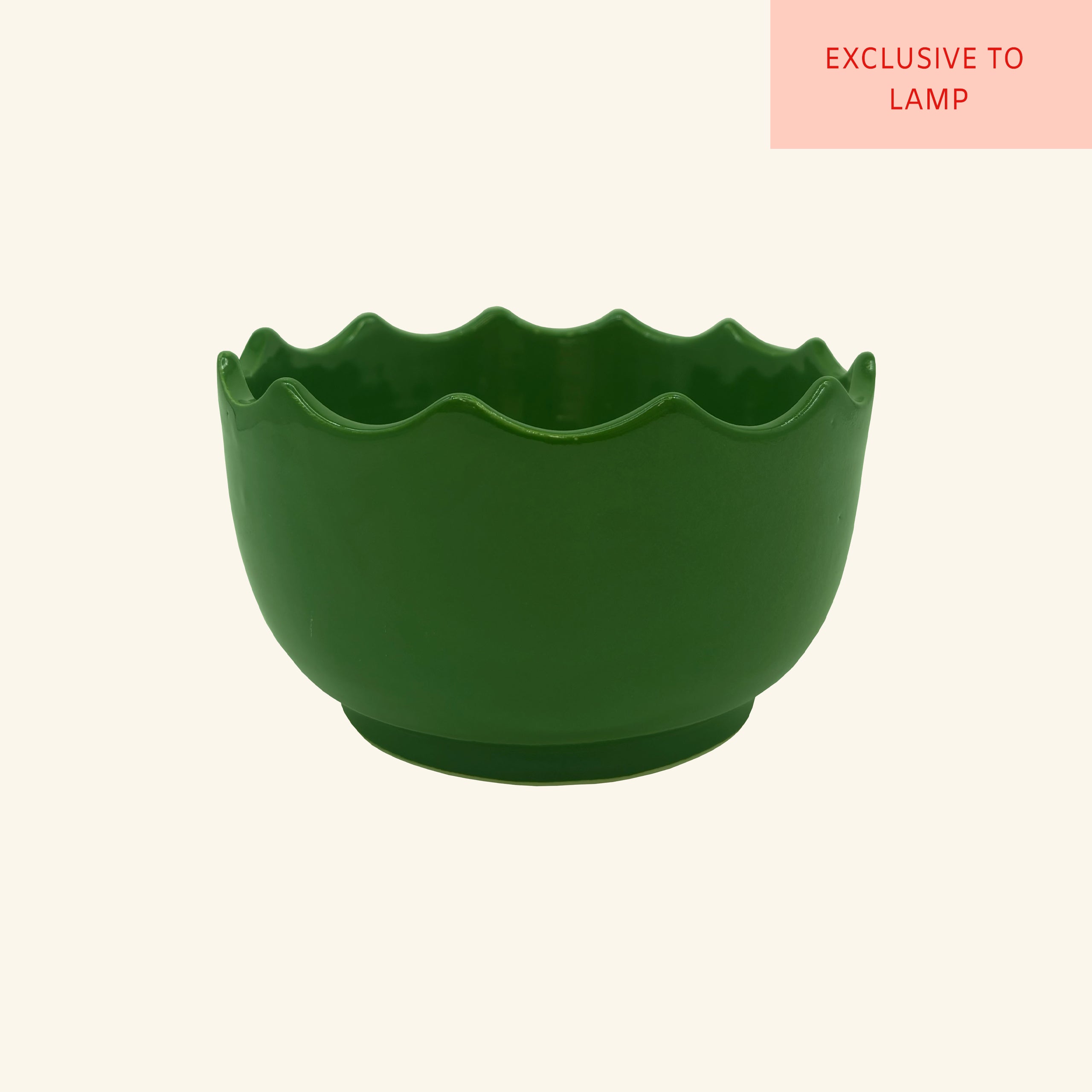 Medium Scalloped Edge Bowl