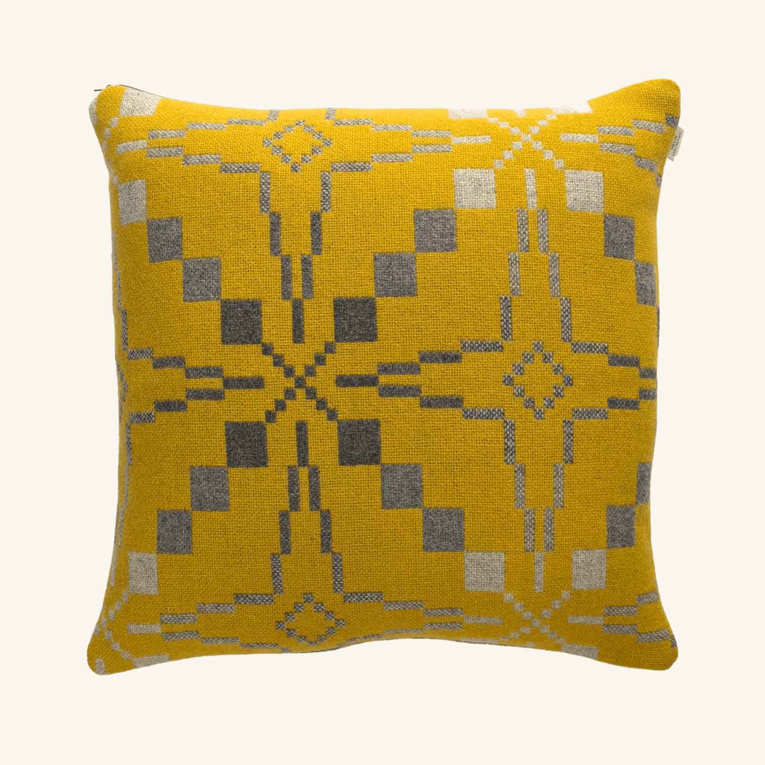 Vintage Star Cushion Melin Tregwynt