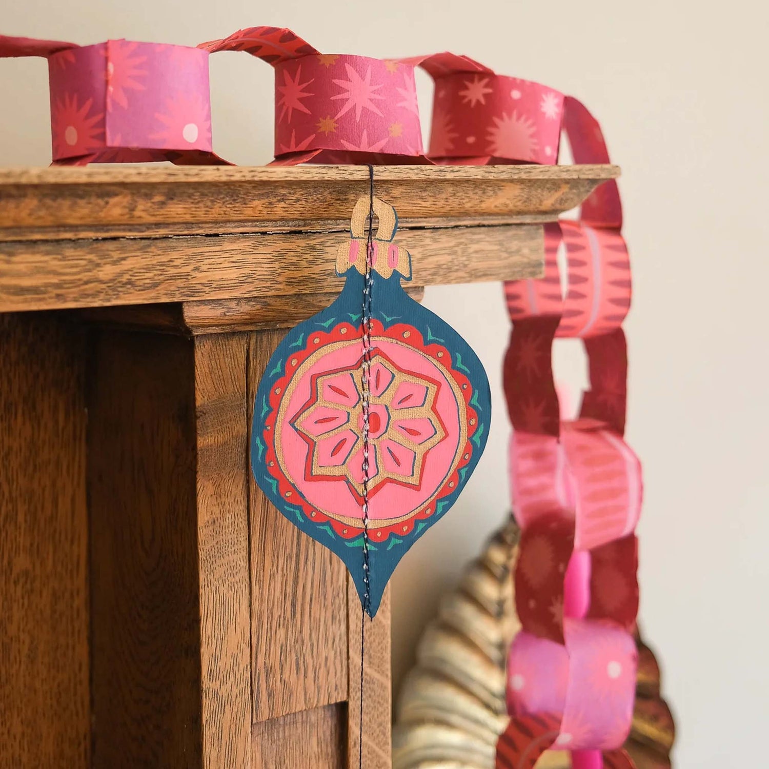 Festive Paper Chain Kit