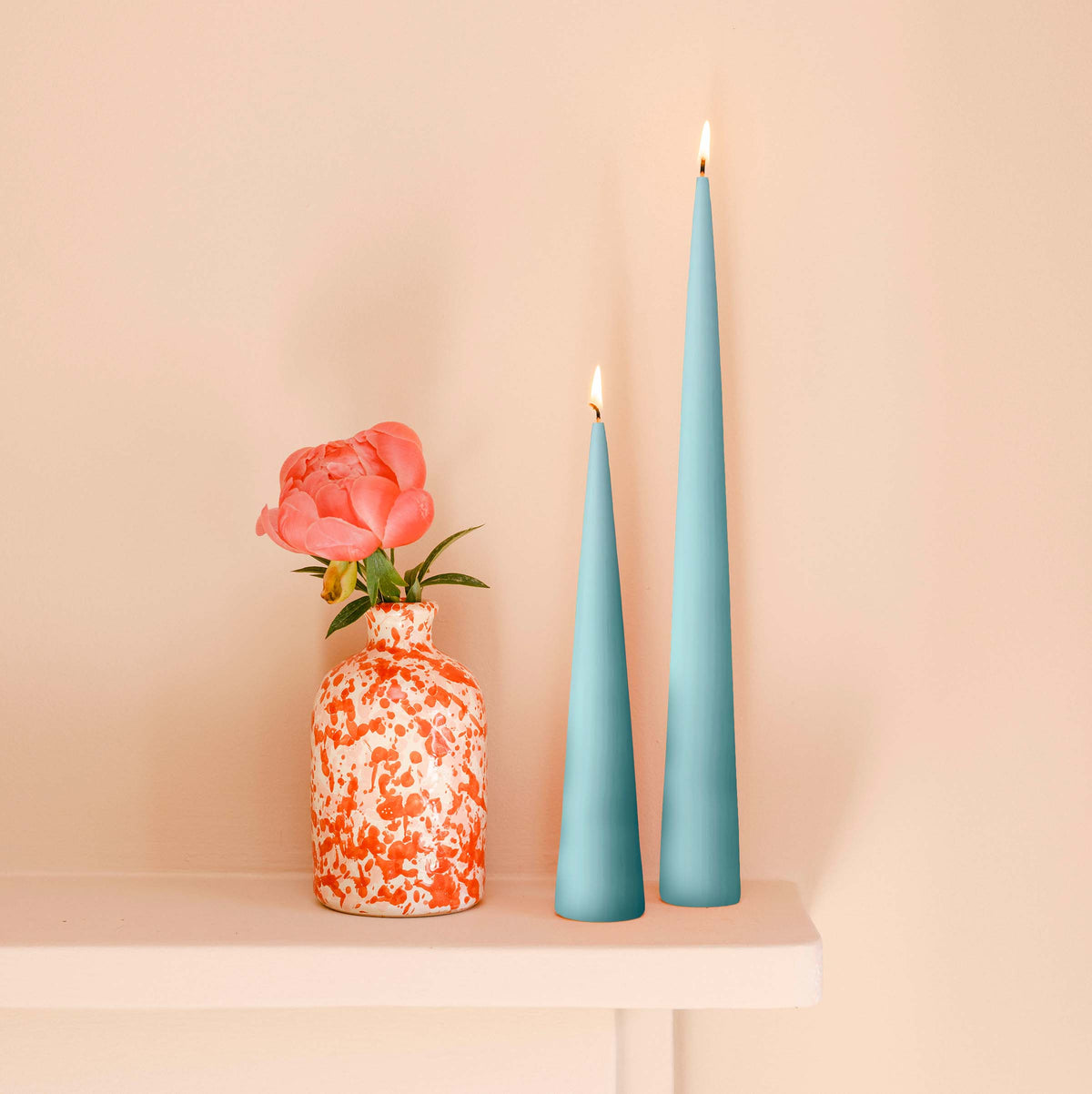 Cone Candle Ester &amp; Erik