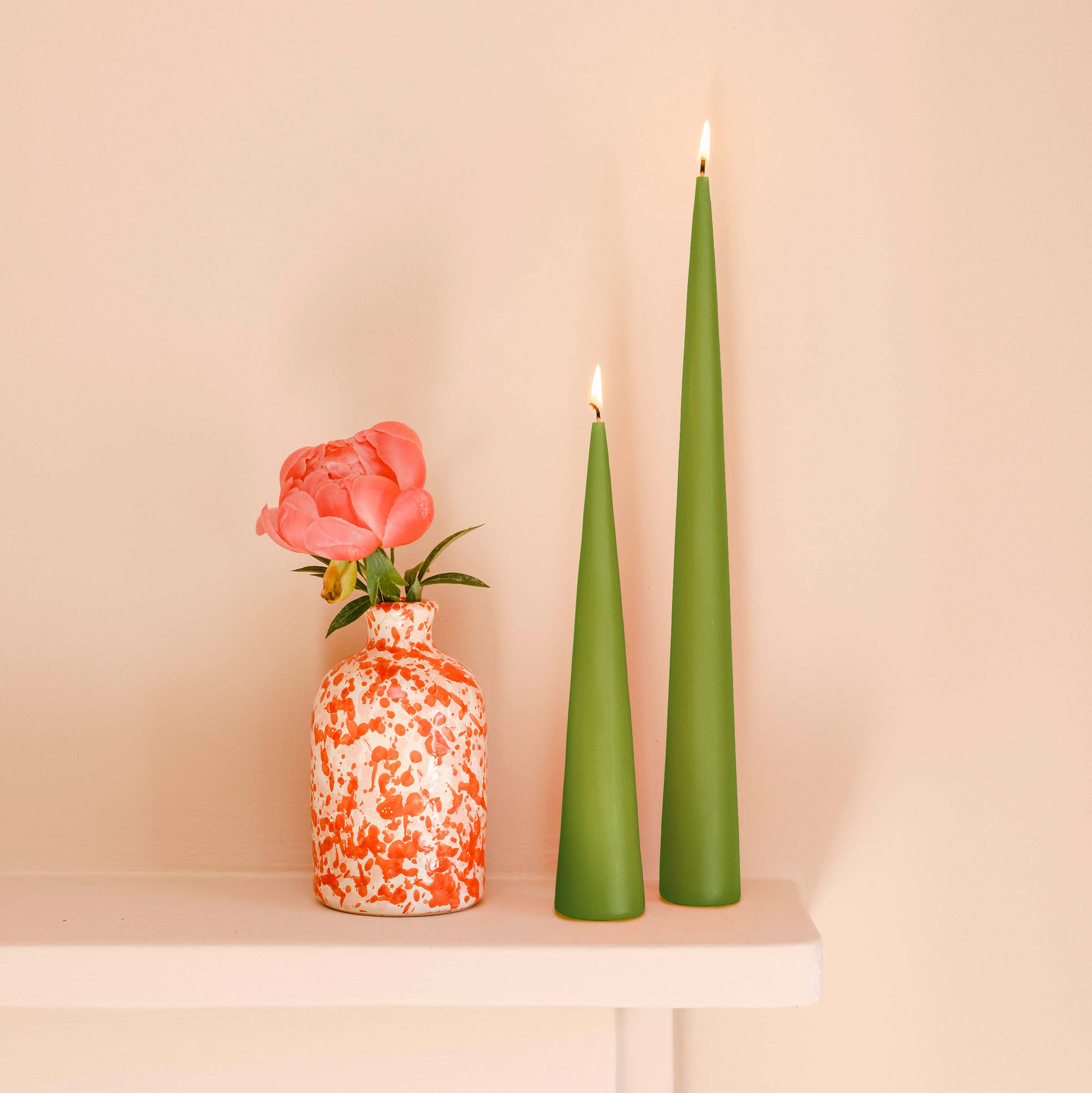 Cone Candle Ester &amp; Erik