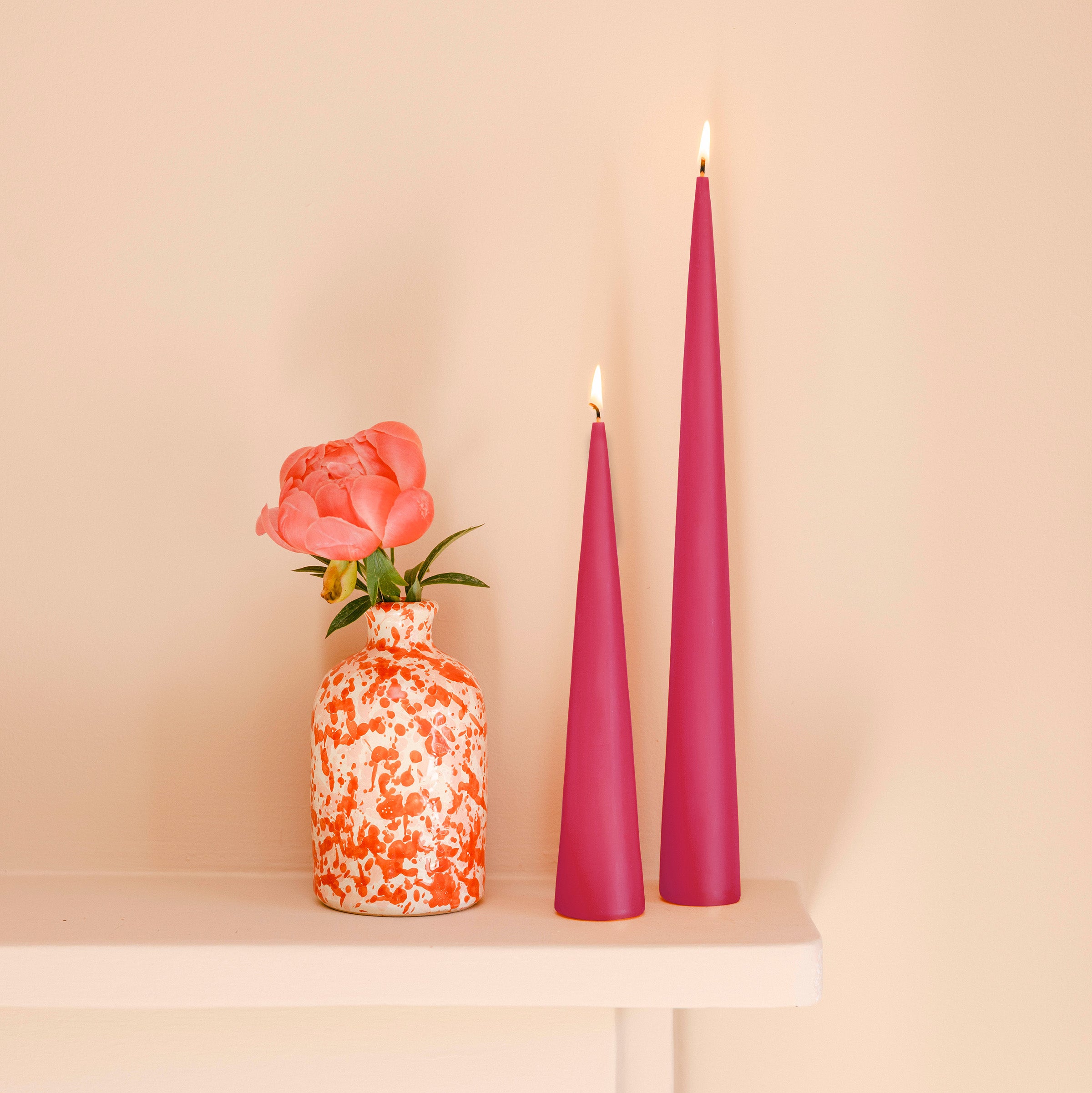 Cone Candle Ester &amp; Erik