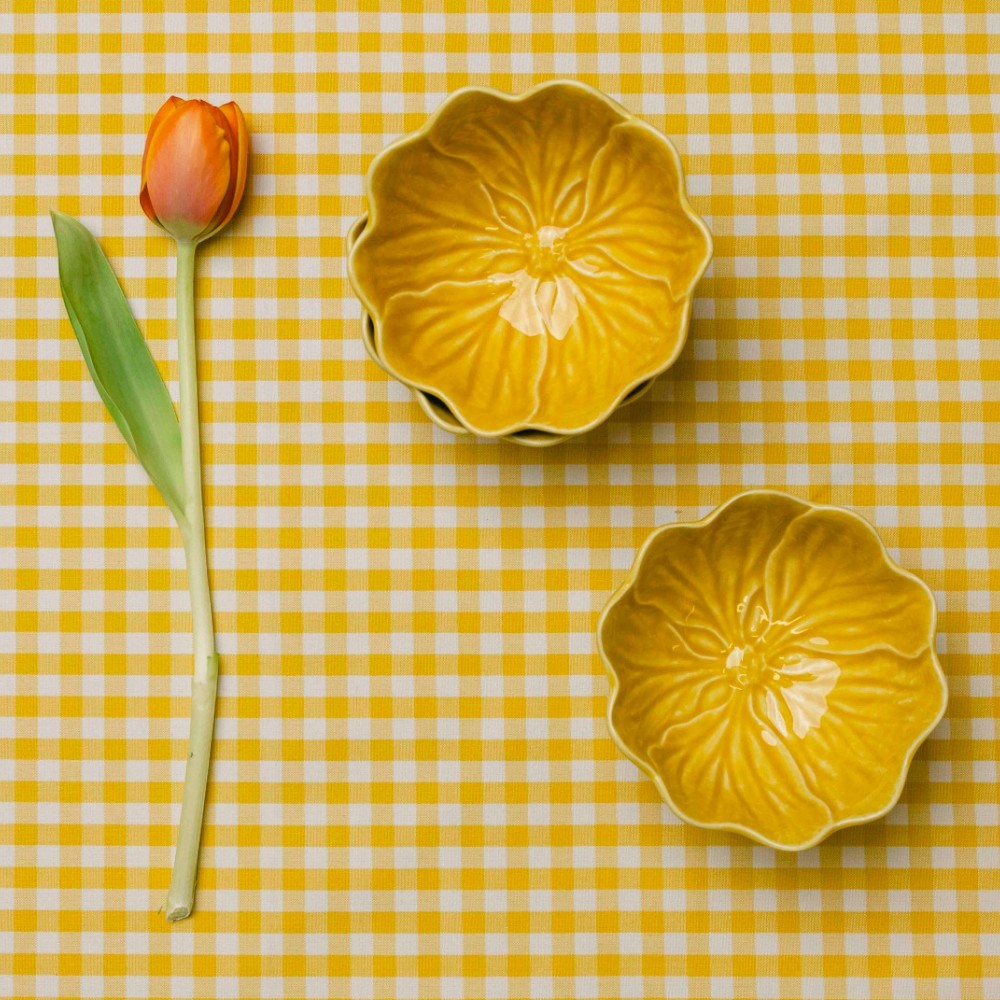 Flora Nut Bowl Bordallo Pinheiro