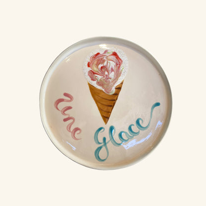 Une Glace Plate