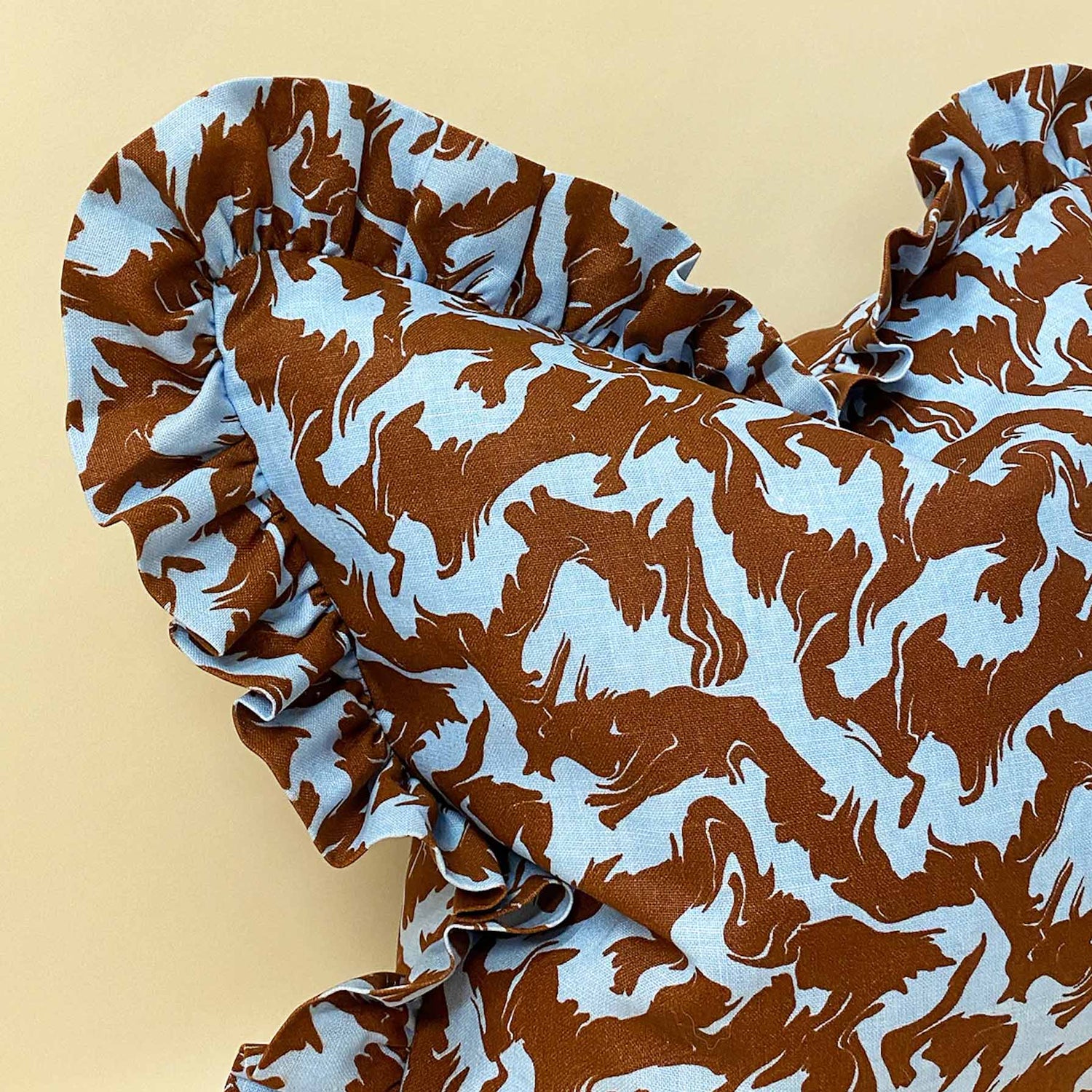 Gilbert Cushion