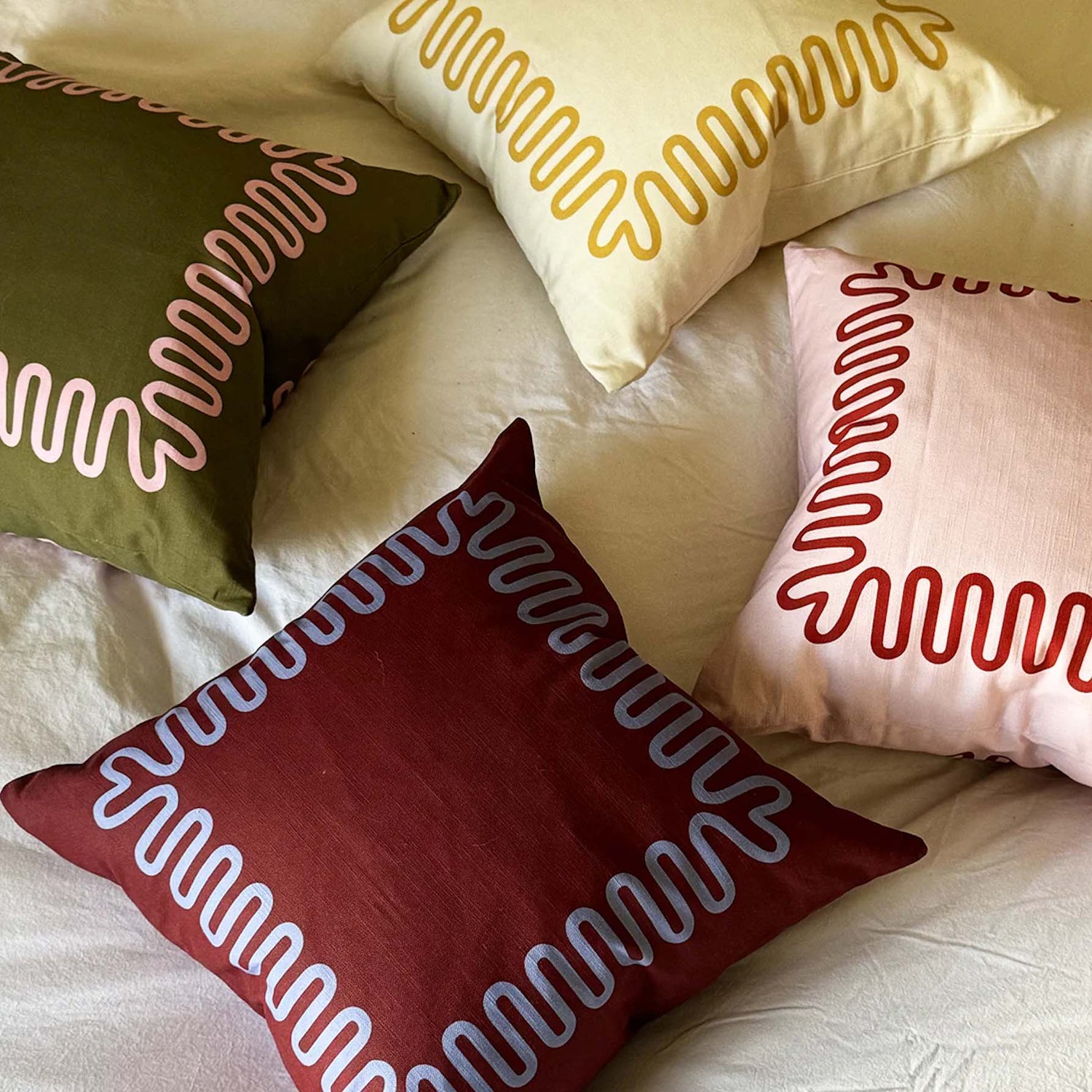 Meander Cushion