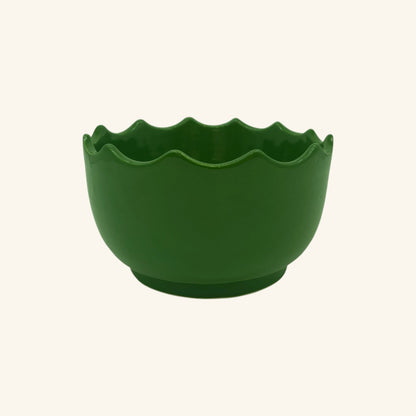 Medium Scalloped Edge Bowl