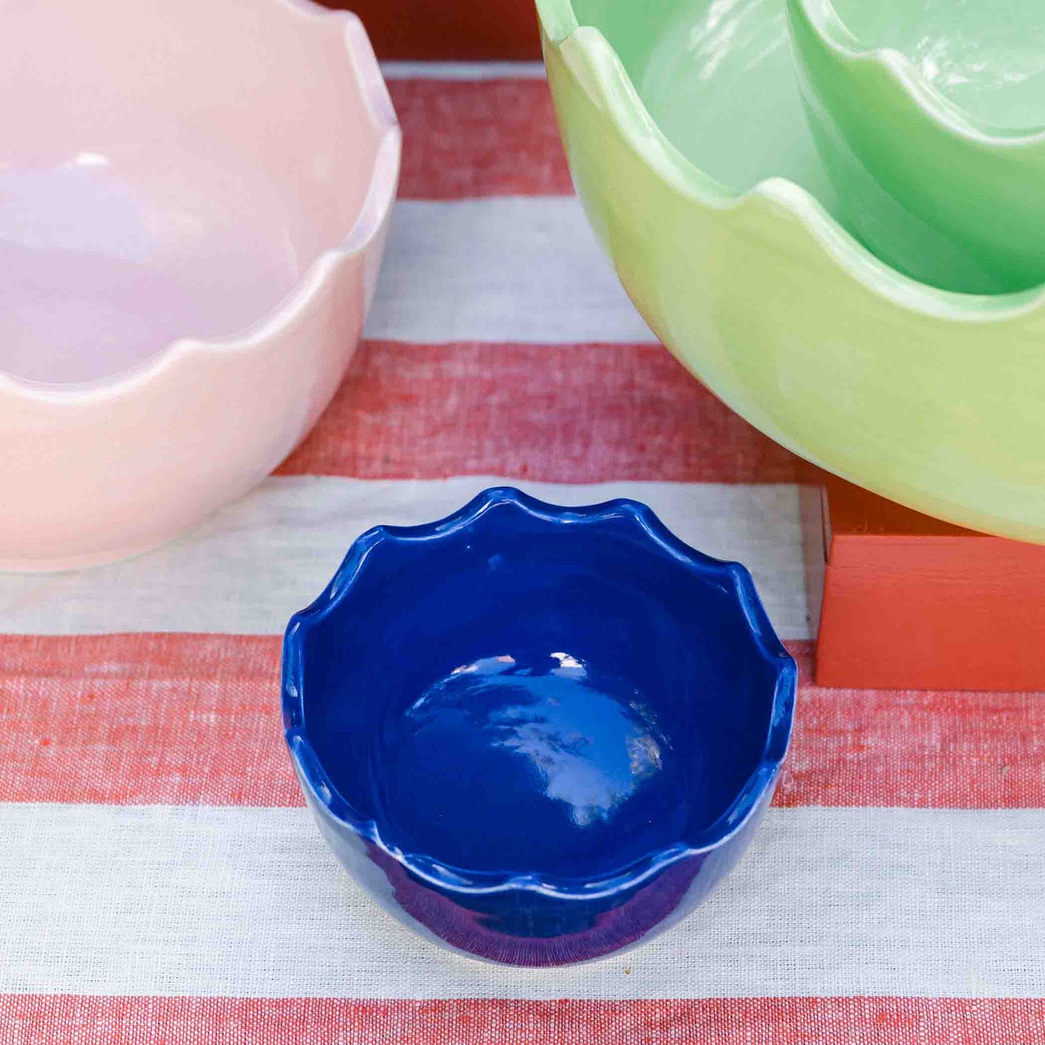 Small Scalloped Edge Bowl