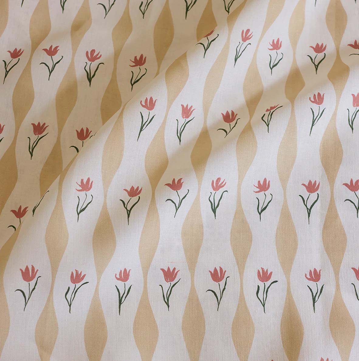 Tulip Wave Fabric Sophie Harpley