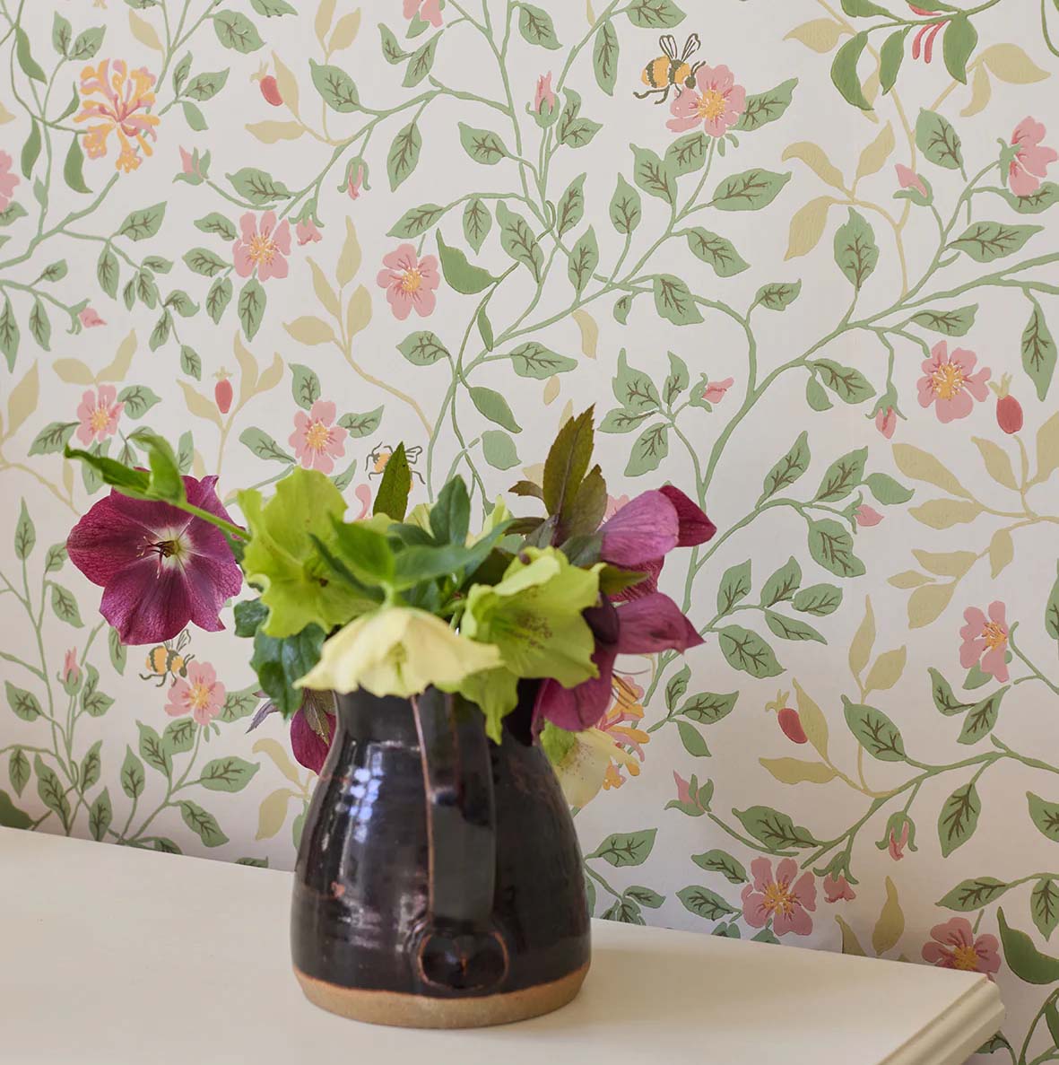 Wild Rose Peridot Wallpaper